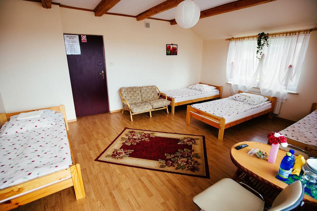 Tanie Noclegi 2 Kielce Exterior foto