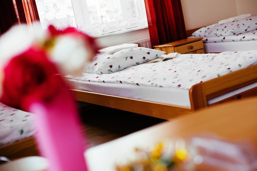 Tanie Noclegi 2 Kielce Zimmer foto